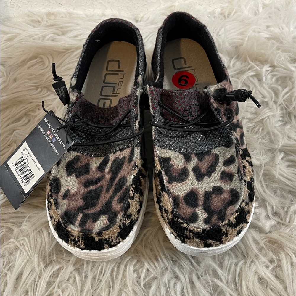 HEY DUDE Wendy Patchwork Java Animal Print Lightw… - image 2